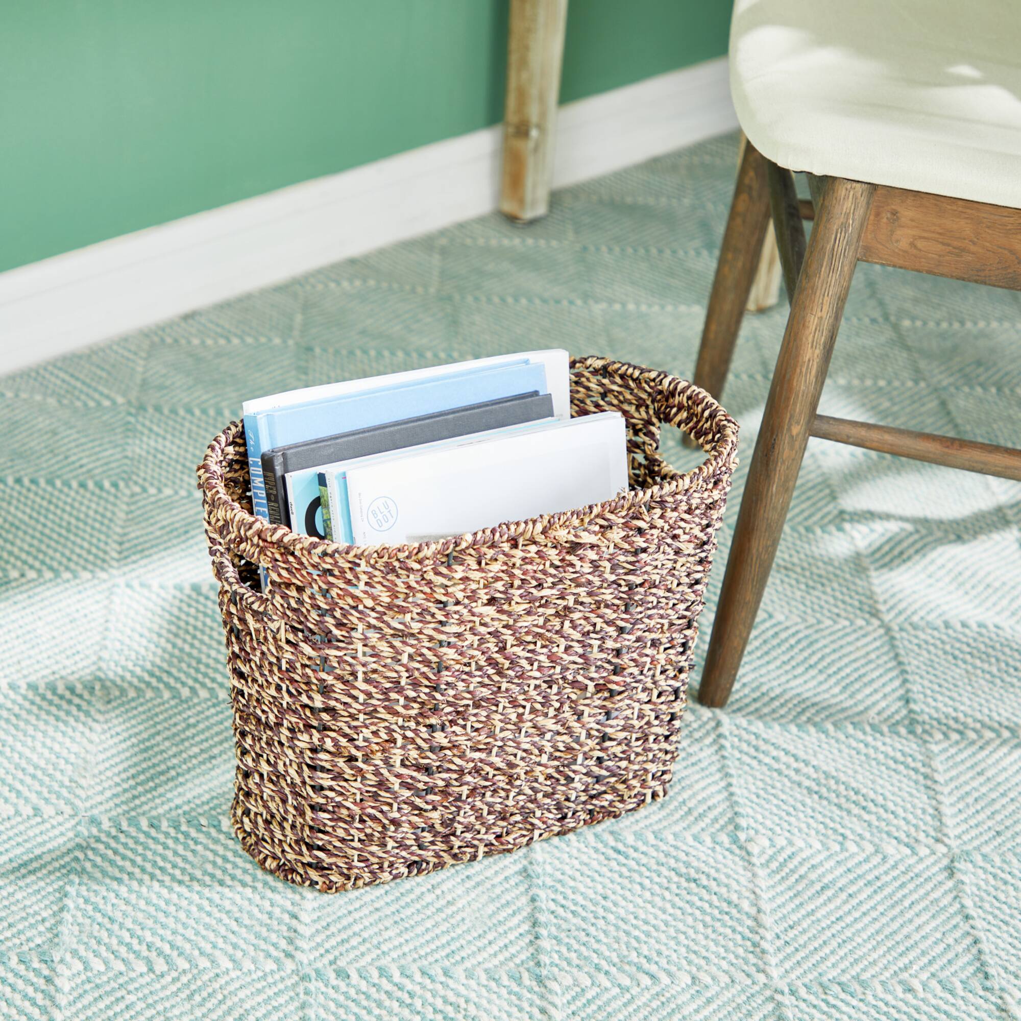 15" Brown Seagrass Natural Magazine Rack
